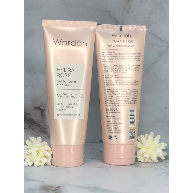 Wardah Hydra Rose facial foam