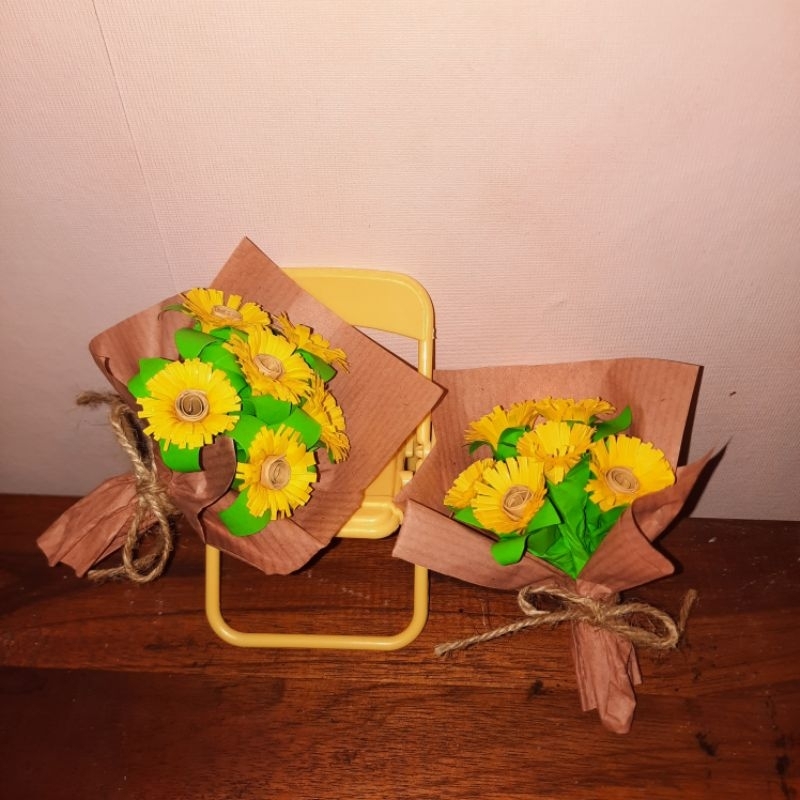 BUKET KECIL BUNGA MATAHARI KERTAS ORIGAMI