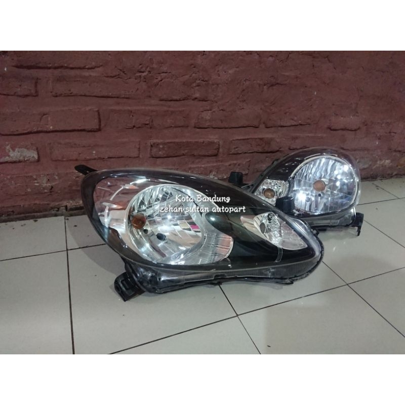 headlamp lampu depan Brio / mobilio 2014-2018 original