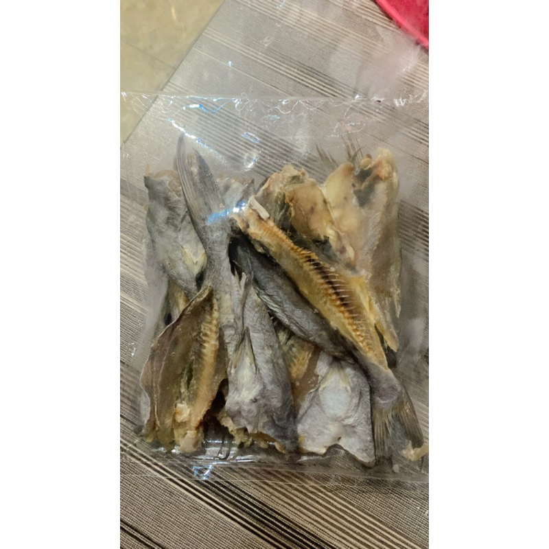 

Ikan kering (Asin) Jambal Kemasan 250gram