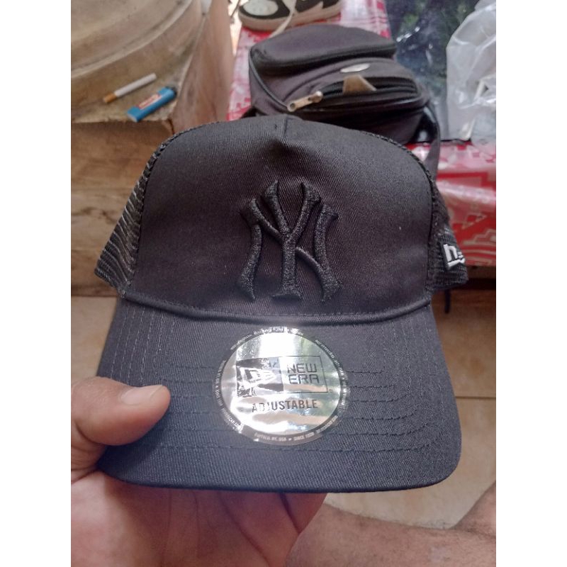 Topi Trucker Jaring New Era New York Black On Black Import Original