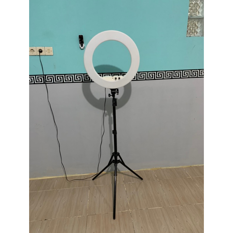 Ringlight/Preloved ringlight/lampu/lampu mua