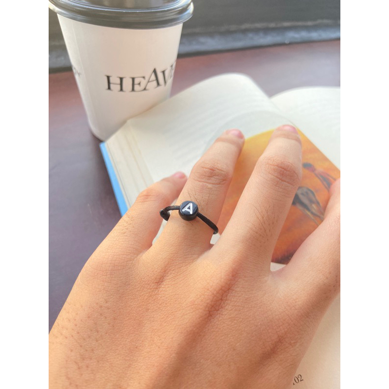 cincin tali inisial Mote hitam (ready A-Z)