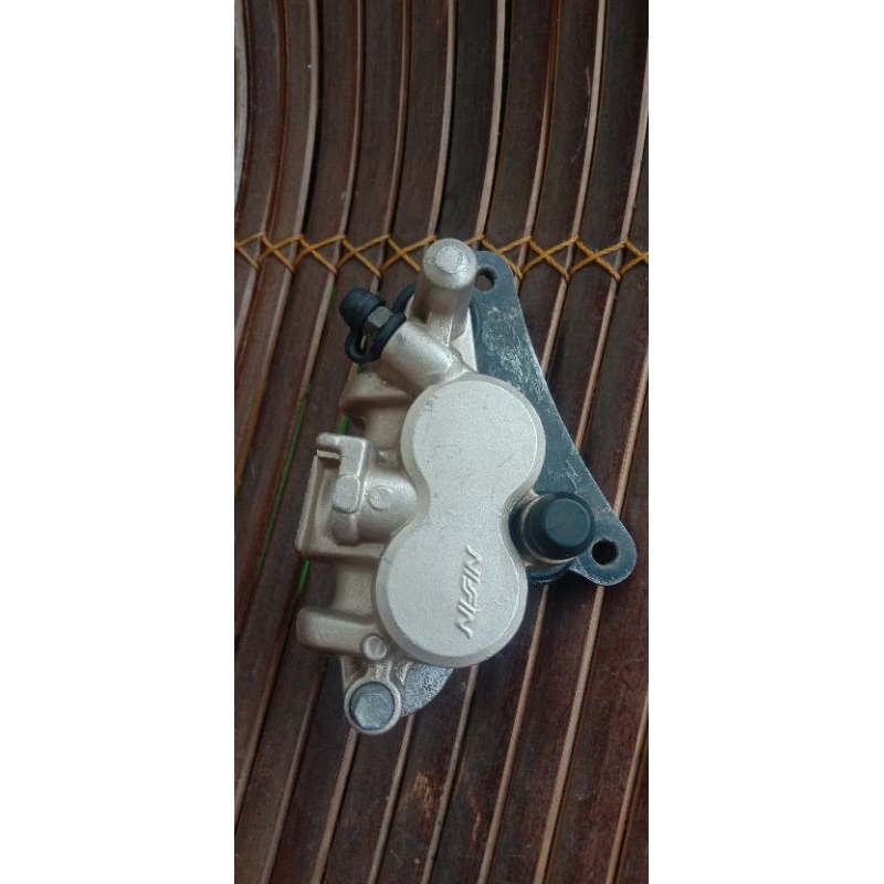 kaliper depan Honda CBR 150r old KPP CBU Thailand karburator rem depan Nissin HRC nisin Ori