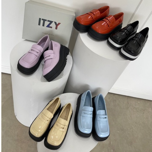 CNK ITZY SEPATU DOCMART SEPATU WANITA IMPORT SEPATU TINGGI SEPATU BOOTS