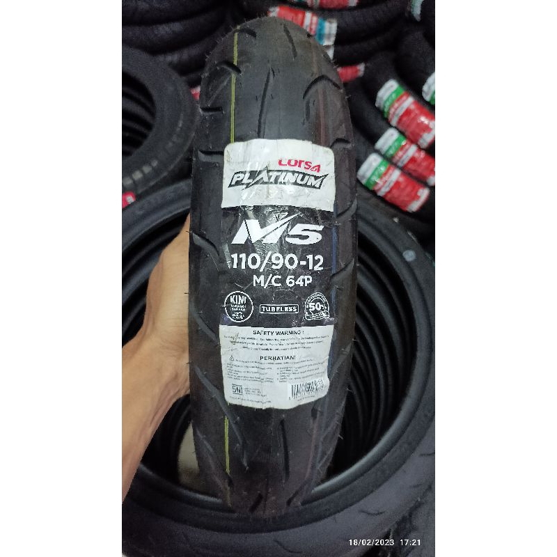 Ban tubles matic corsa m5, 110/90-12. free pentil !!!