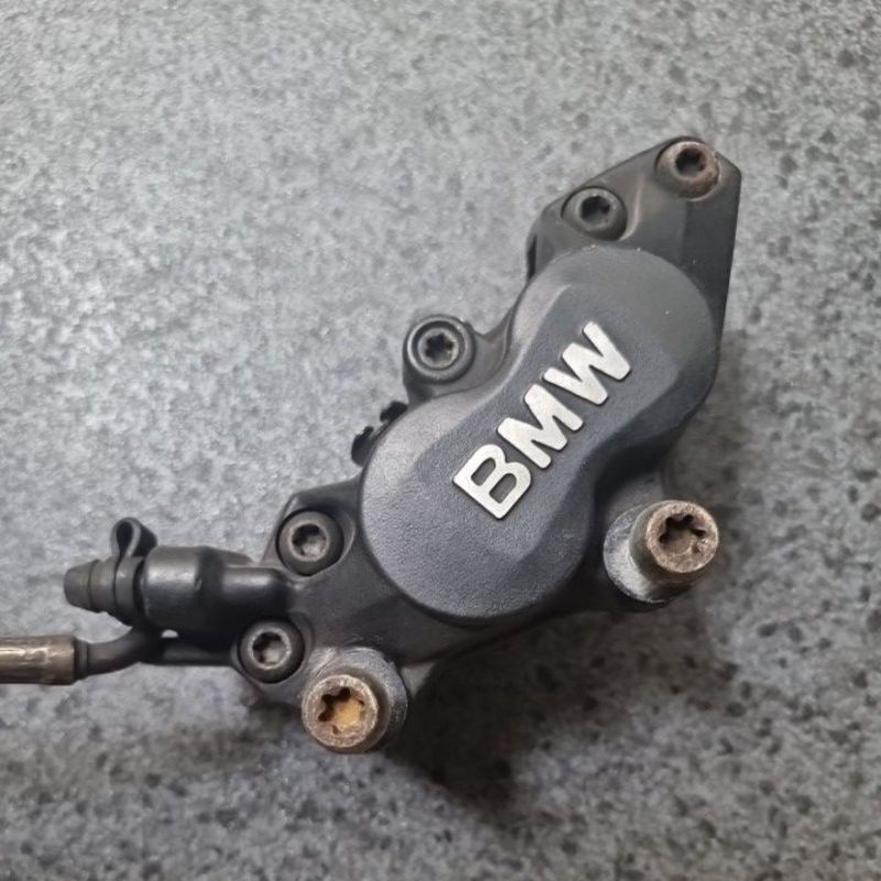 Kaliper depan BMW Brembo 4 piston axial kiri