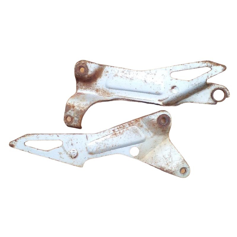 dudukan footstep Suzuki Shogun R 110 original