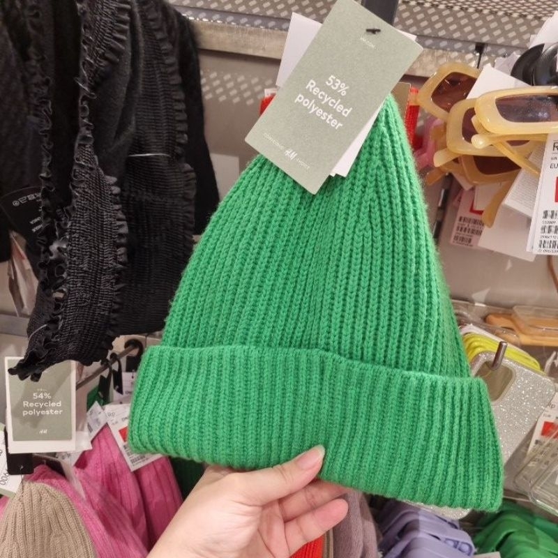 Topi kupluk 06 H&M JASTIP jasa titip hnm