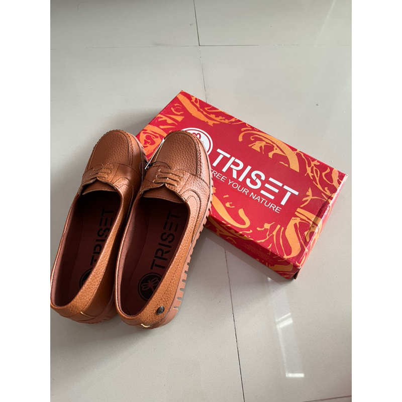 sepatu Slop moccasins wanita TRISET ukuran 36