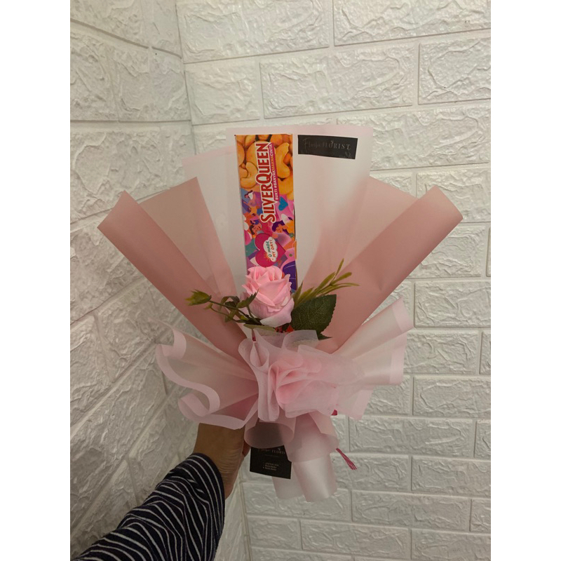 Bucket Single Coklat sq 58 gram uk besar dan single bunga artificial