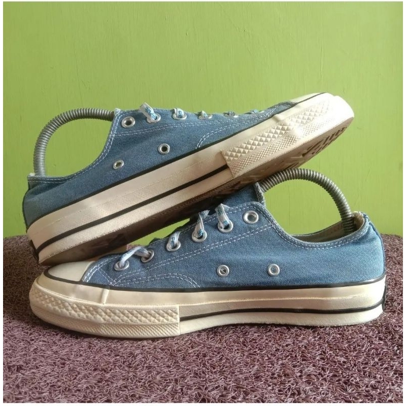 sepatu Converse PL