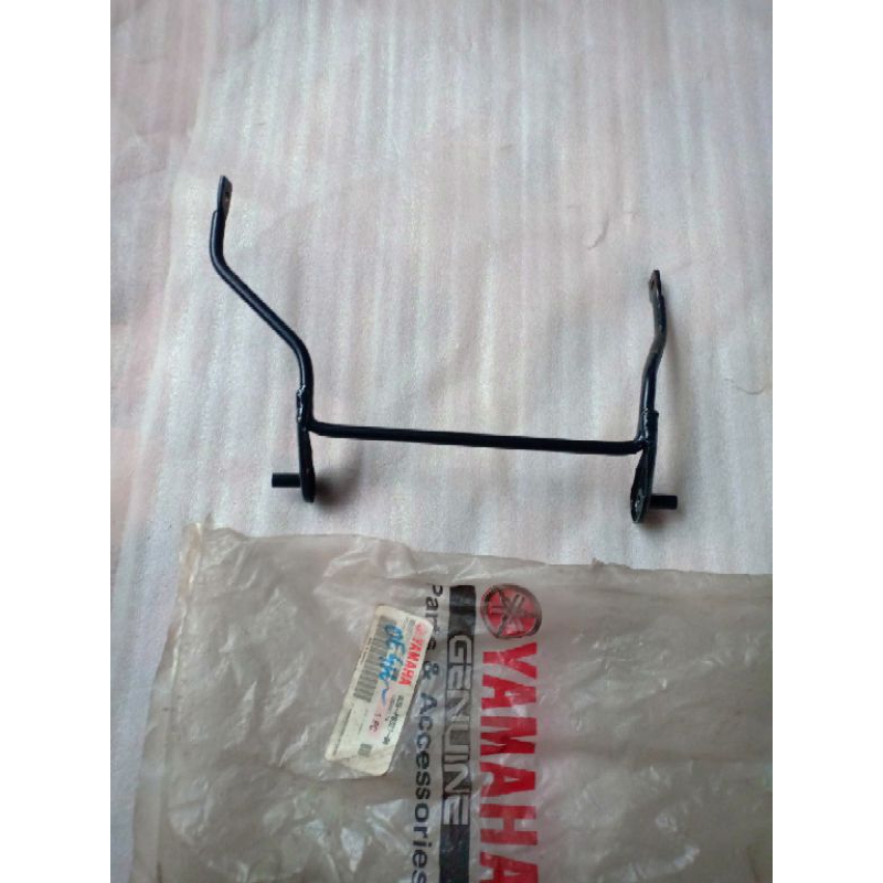 breket dudukan sayap F1ZR 4US-F8321-00 stay 1 original