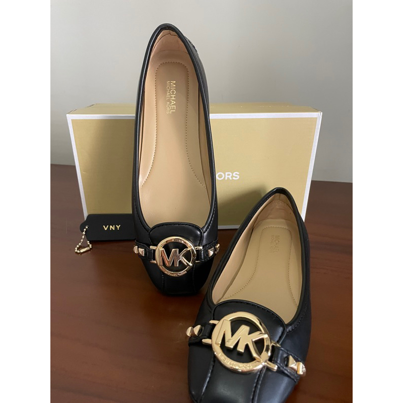 MK fulton black stud