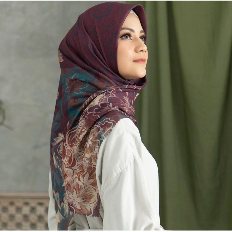 Hijab Segiempat Voal Motif Bunawis series