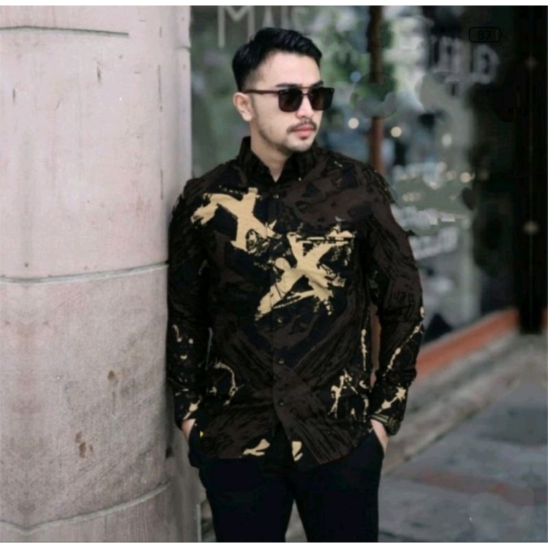 ABSTRAK HITAM Kemeja Batik Pria