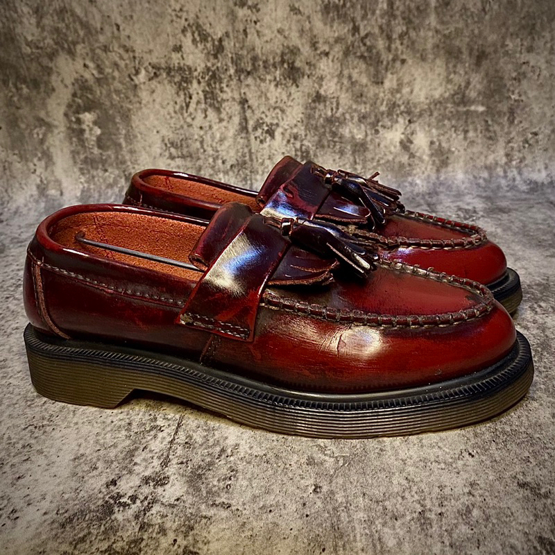 Size 36. Dr martens adrian tassel red cherry arcadia ( docmart dr. martens docmartens 1460 1461 101 