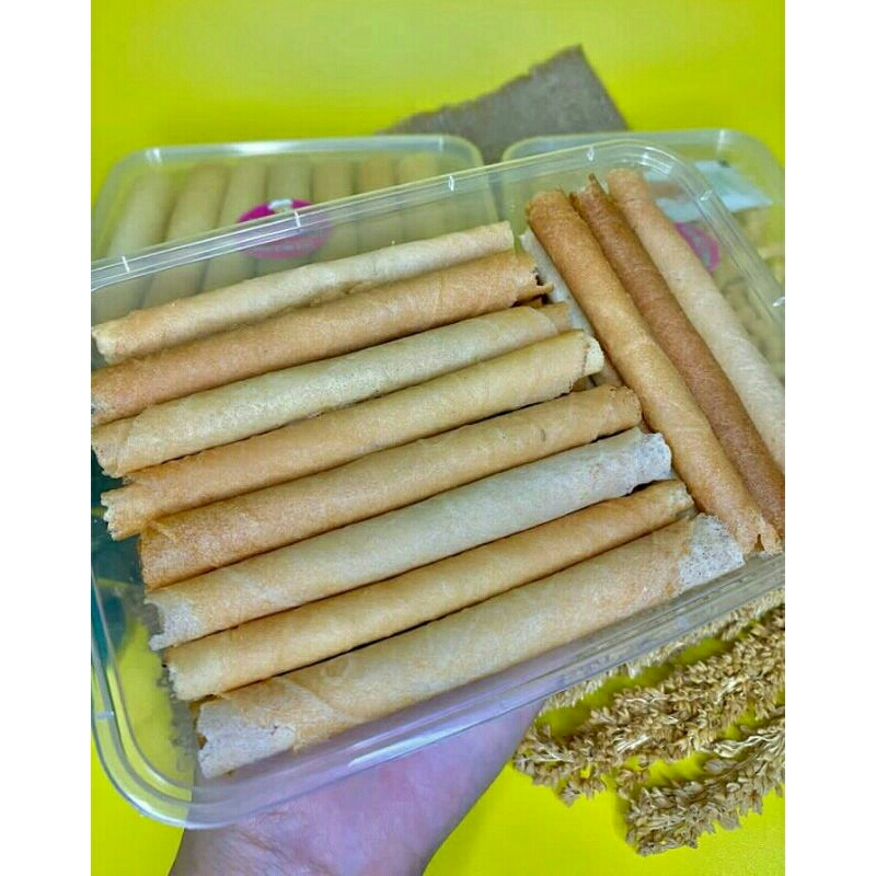 

Semprong gulungan kecil/kue rokok