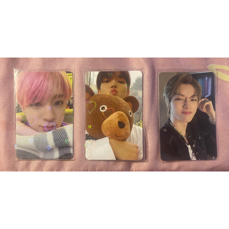 [READY STOK] PC NCT DREAM 127 U JENO SELIMUTAN GLITCH MODE TAEYONG BONEKA STIKER SUNGCHAN UNIVERSE J