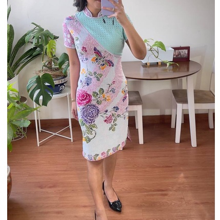 Egni. Dress batik. Batik. Baju batik. Cheongsam. Elaine dress. Lilac tosca.