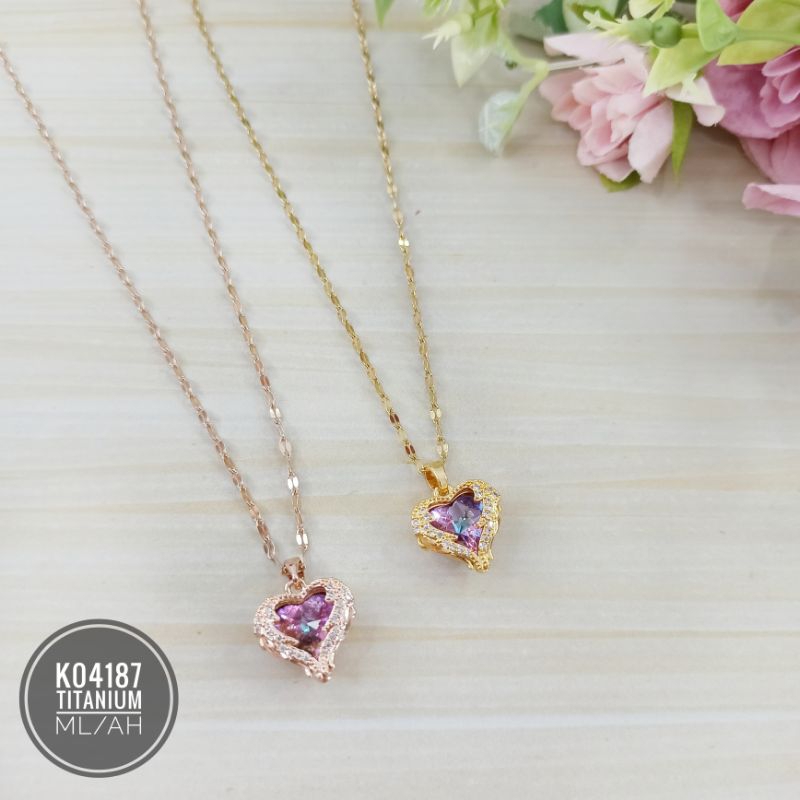 Kalung Titanium Love Diamond permata K04187