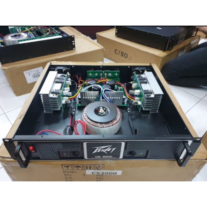 Peavey CS 3000 Power Amplifier 3000 WattPOWER PEAVEY CS 3000.