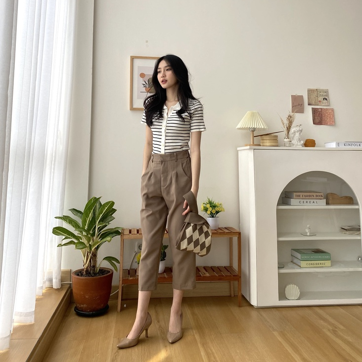 Meggy Knit Top - Atasan Rajut Wanita - Blouse Salur Short Sleeve - Korean Casual Look