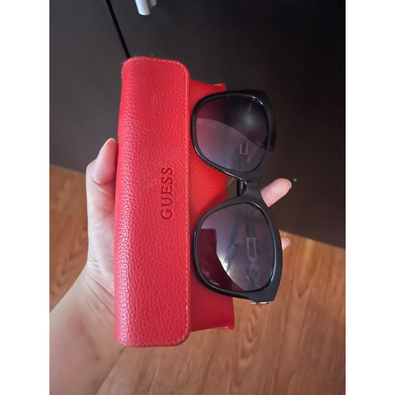 kacamata guess original