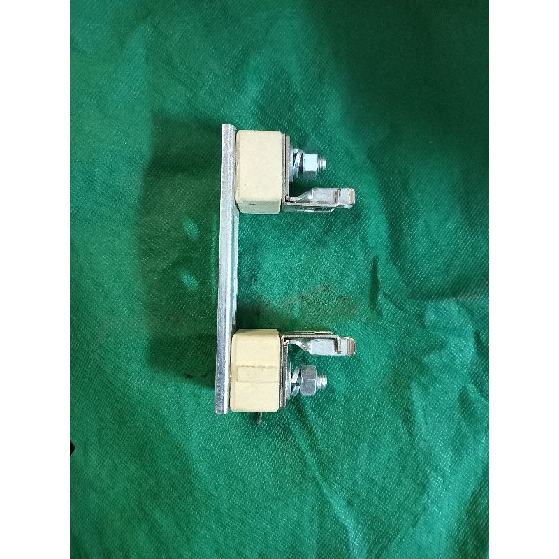 Nh Fuse Base Holder Nt 00 besi GAE