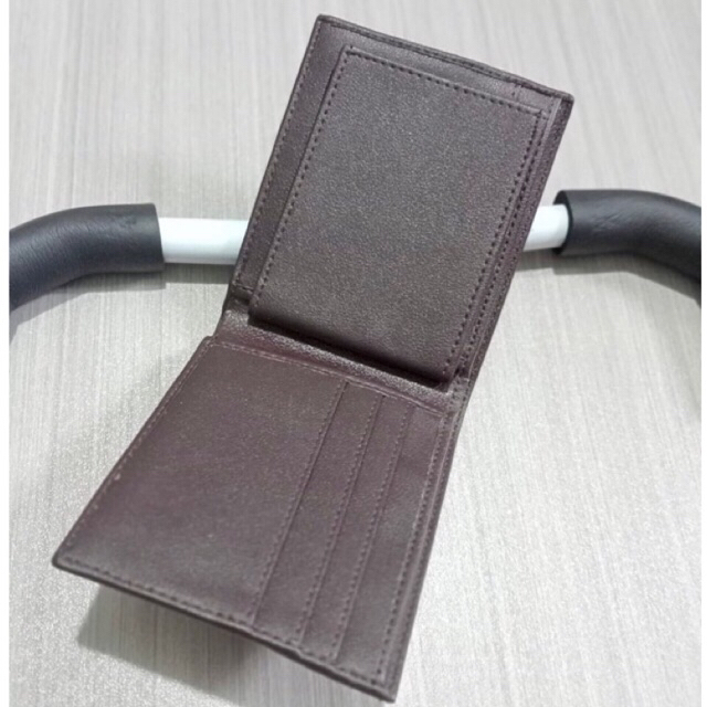 dompet safari SP logo coklat model lipat dua horizontal yang keren dari material kulit sintetis PU lokal jenis sp4 ada logonya #dompet #dompetpria #dompetlokal #dompetcowok #dompetkeren #dompetmurahmeriah #manwallet