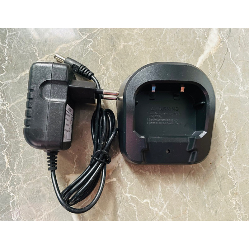 Charger Cas HT Baofeng UV82
