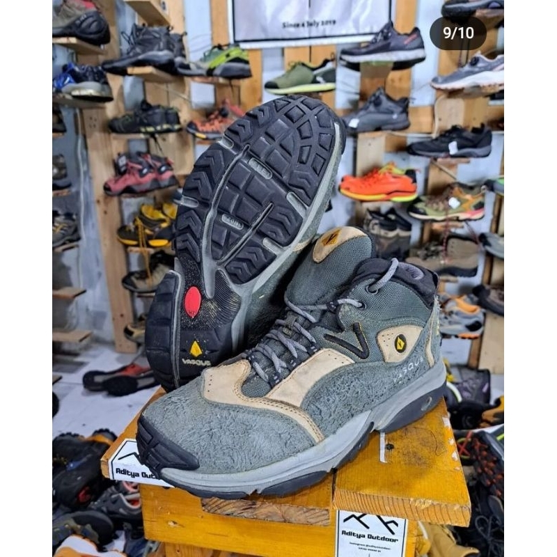 Sepatu Hiking Vasque UK 42