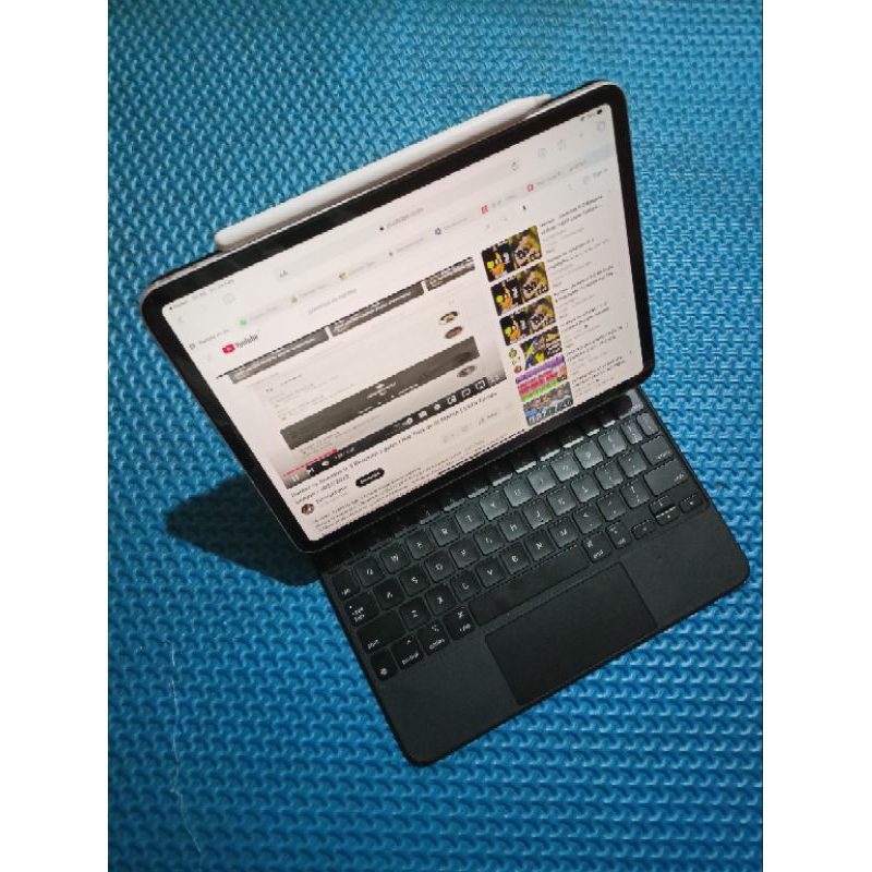 iPad Pro 2018 | 11inch | 256gb cellular wifi Silver + paket lengkap mantap✅