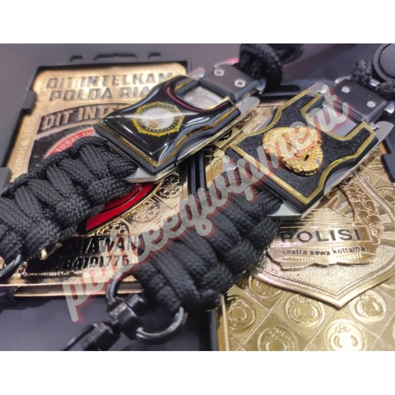 

tectical lanyard