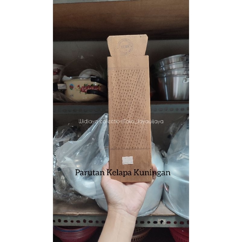 Parutan Kelapa Tradisional/Parutan Kelapa stainless