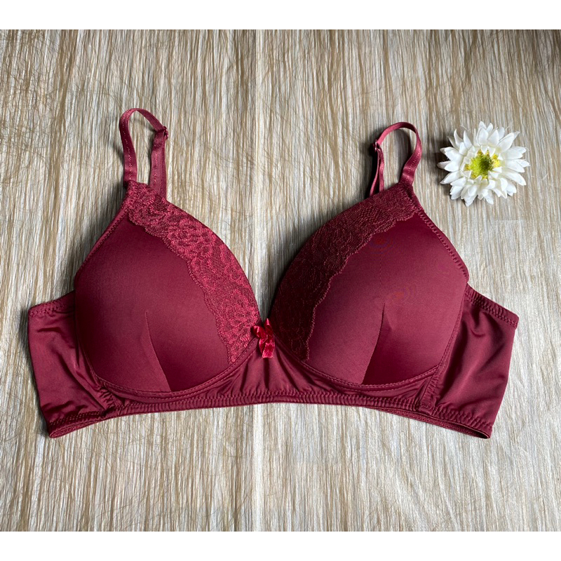 St.Yves BRA TANPA KAWAT SIZE 36B WARNA MAROON