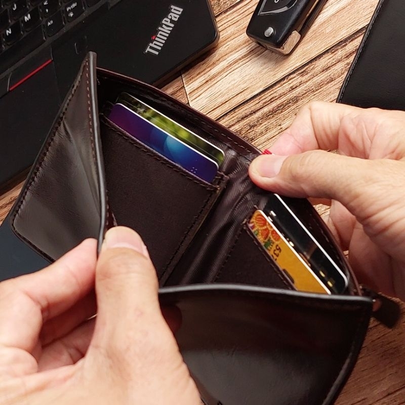 Dompet Pendek Lipat Buku Kulit Pria Laki Impor