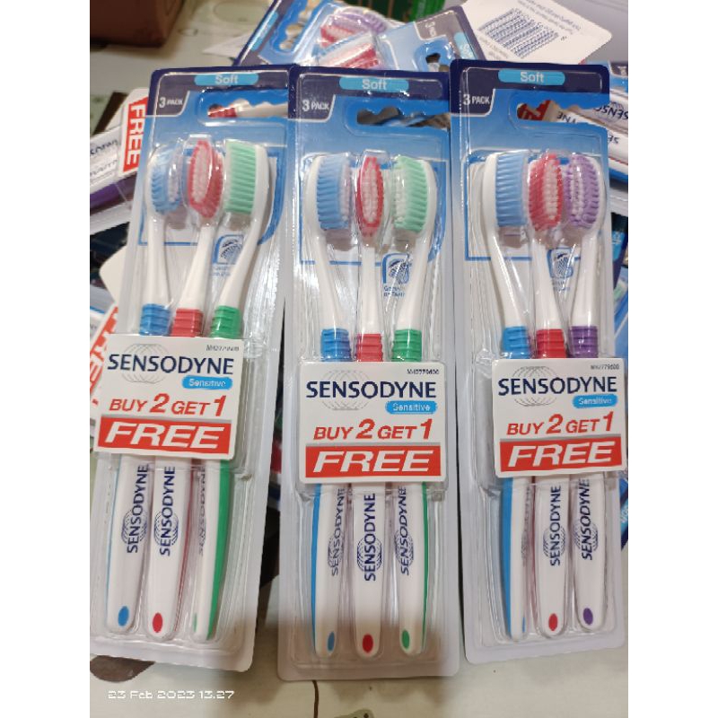 SENSODYNE SIKAT GIGI SENSITIVE SOFT ISI 2 PCS &amp; SENSITIVE SOFT ISI 3PCS