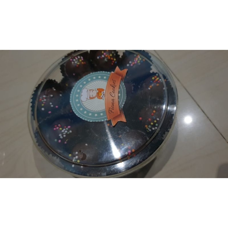 

kue kering Bola" coklat