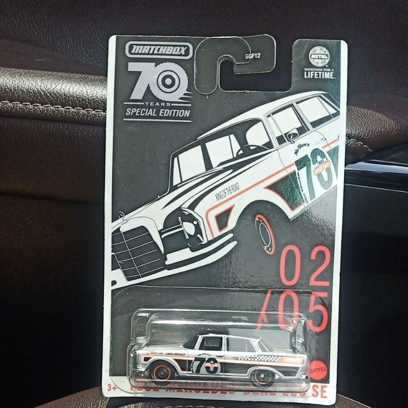 1962 mercedes benz 220 se matchbox