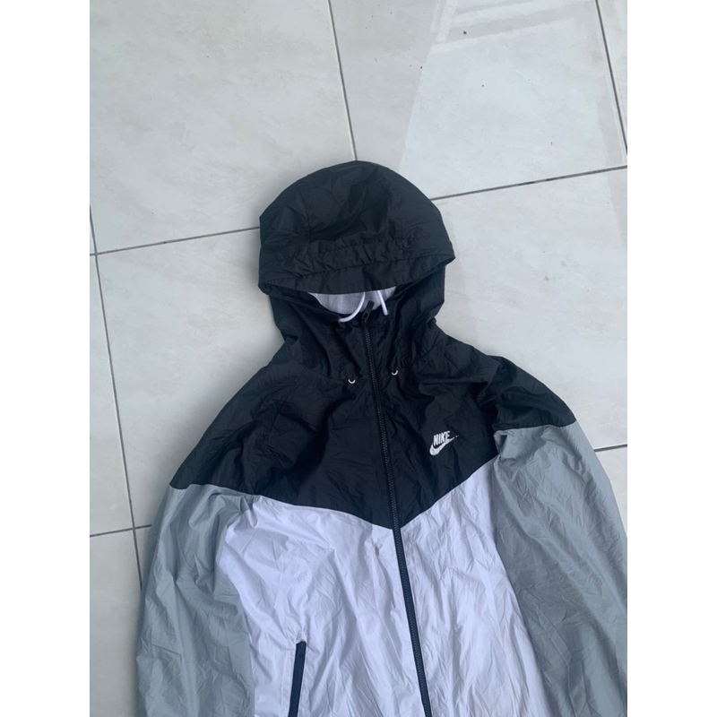 Nike gorpcore style jacket