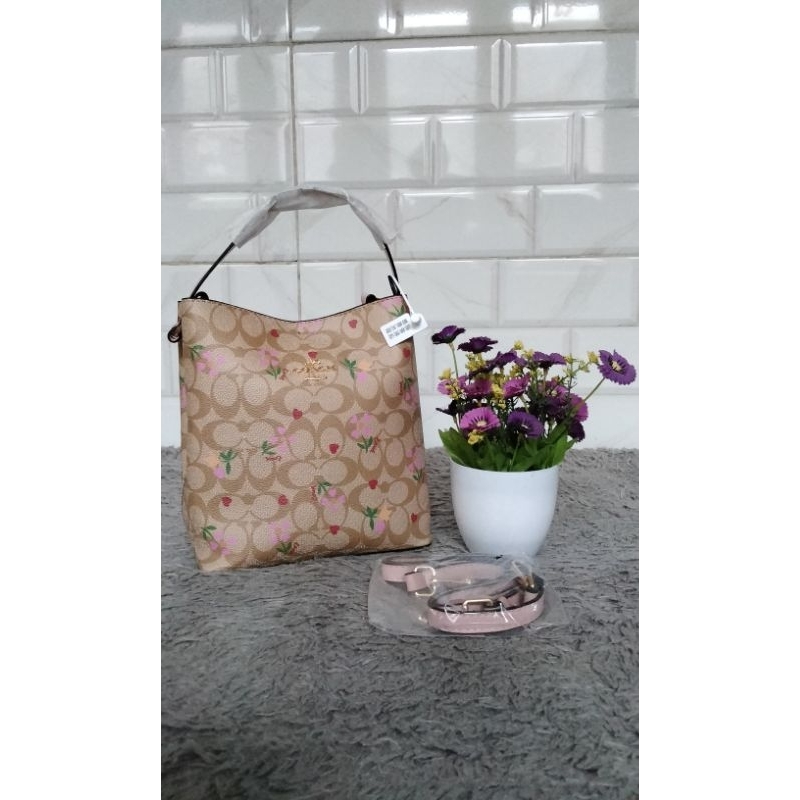 TAS BRANDED HOBO COACH MODERN PREMIUM