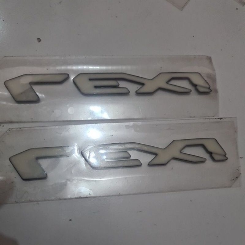 emblem lexi kanan kiri spasang 2pcs