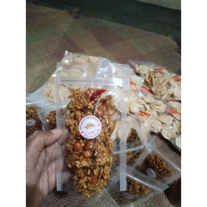 

kering tempe kacang pedas manis