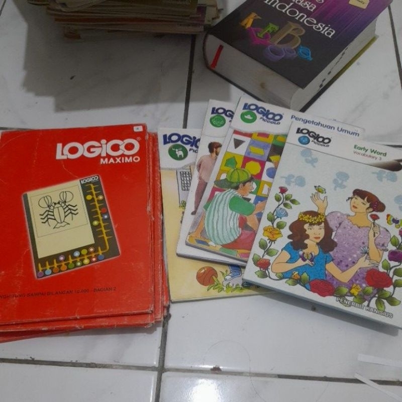 logico primo , maximo dan piccolo penerbit kanisius