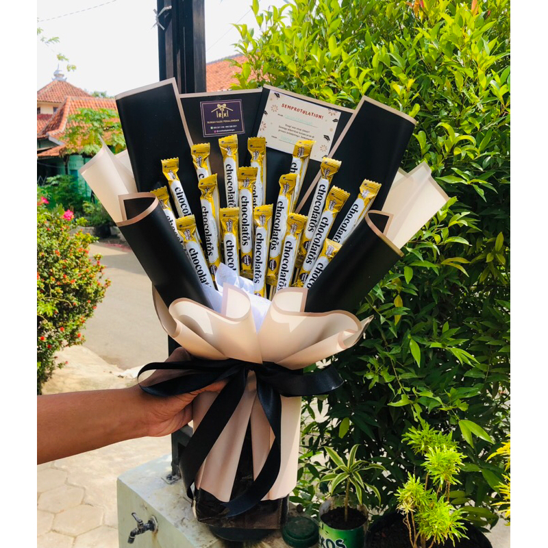 

BUKET SNACK CHOCHOLATOS BUKET SNACK MURAH HADIAH WISUDA ULTAH