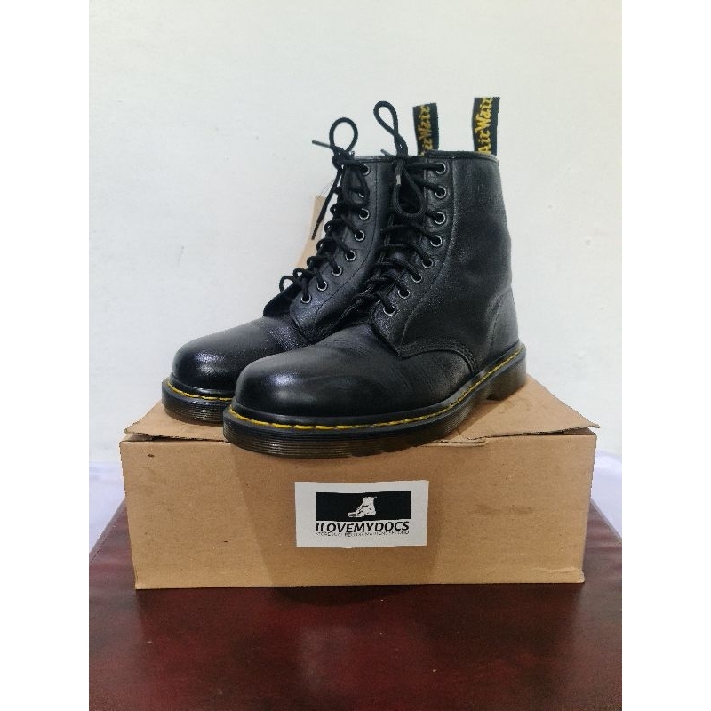 dr martens 1460 black size 41 made in china