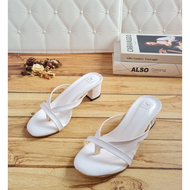 ABBUSHOES IR 25 sendal hak tahu gladine 5cm