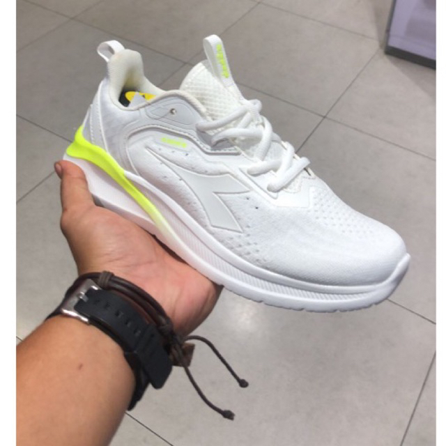 Ori sepatu diadora putih FINLEY cewek