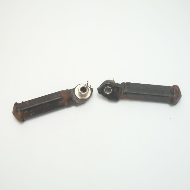 FOOTSTEP FOOT STEP DEPAN HONDA CB200 CB175 CB350 CB450 CB750 ORIGINAL NOS ORI BARU